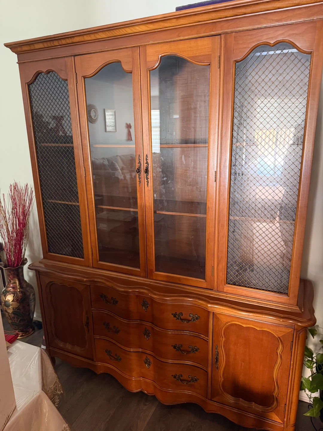 Vintage Wooden China Cabinet - photo 5