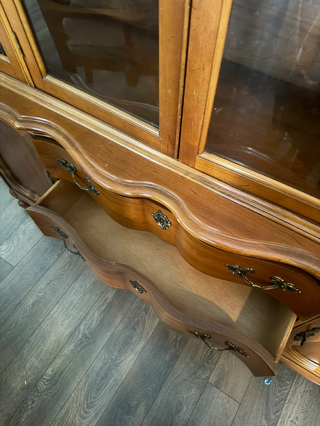 Vintage Wooden China Cabinet - photo 4