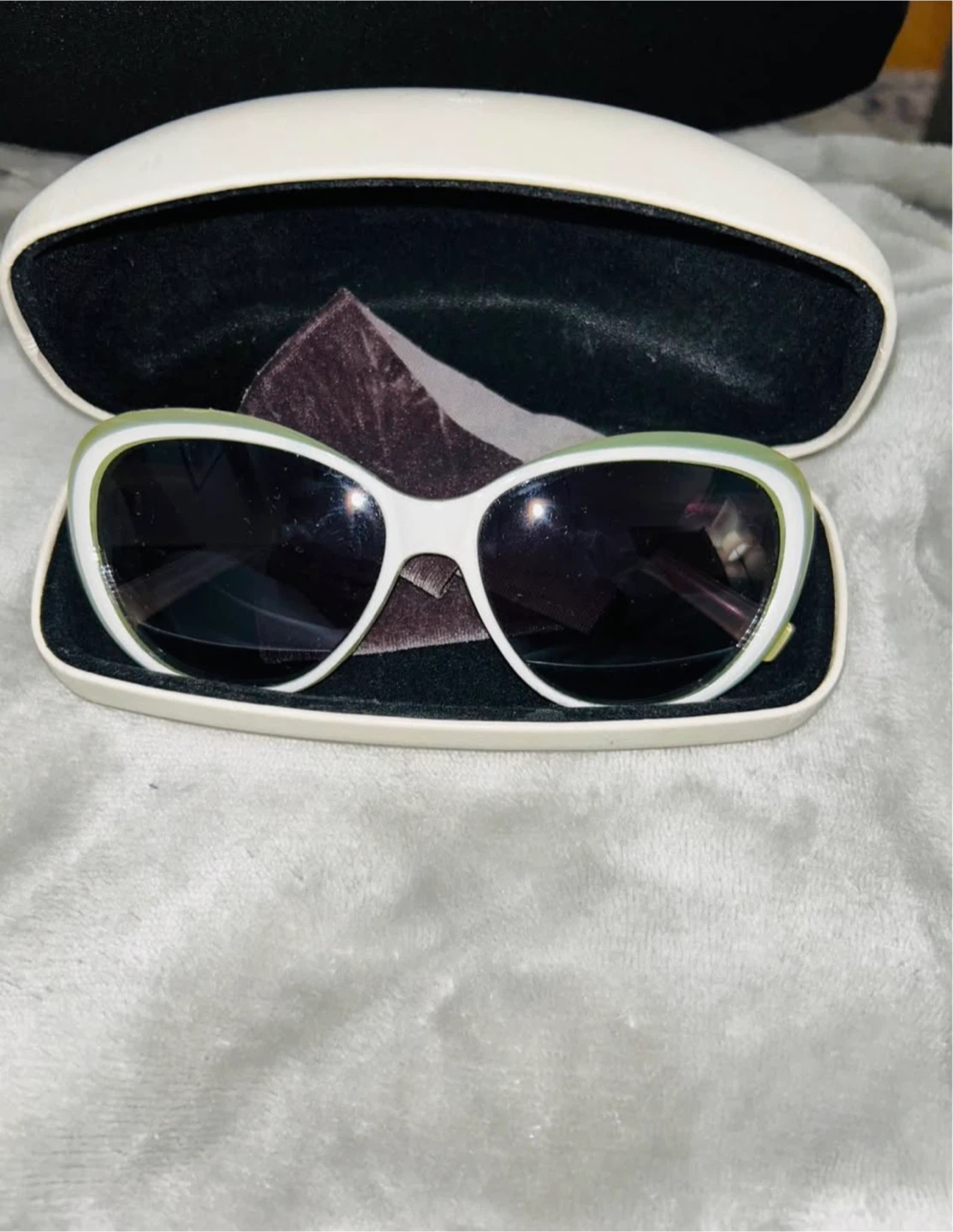 D&G Sunglasses with Case - photo 2