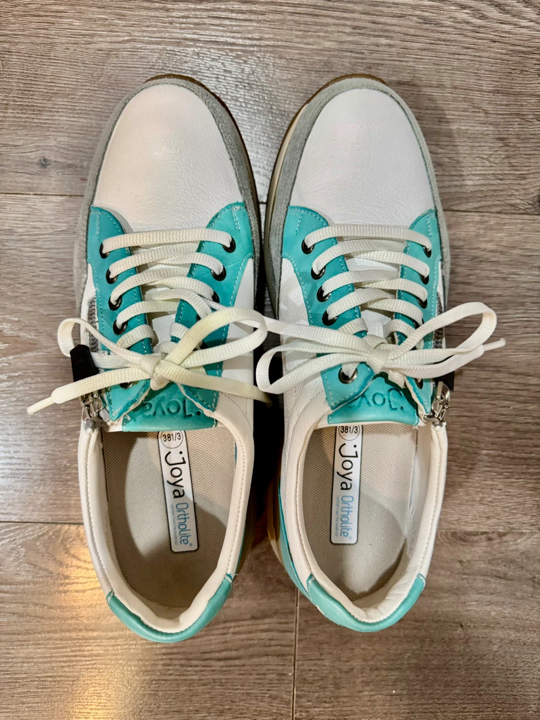 Joya Ortholite White & Turquoise Sneakers_Size US 7.5 (UK 5)_NWT