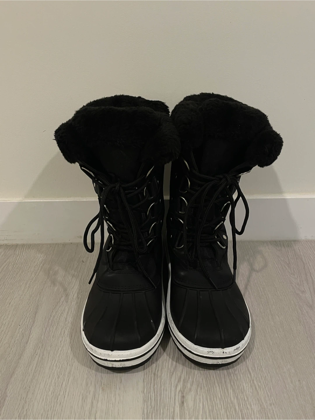 Black Winter Boots US 9 size