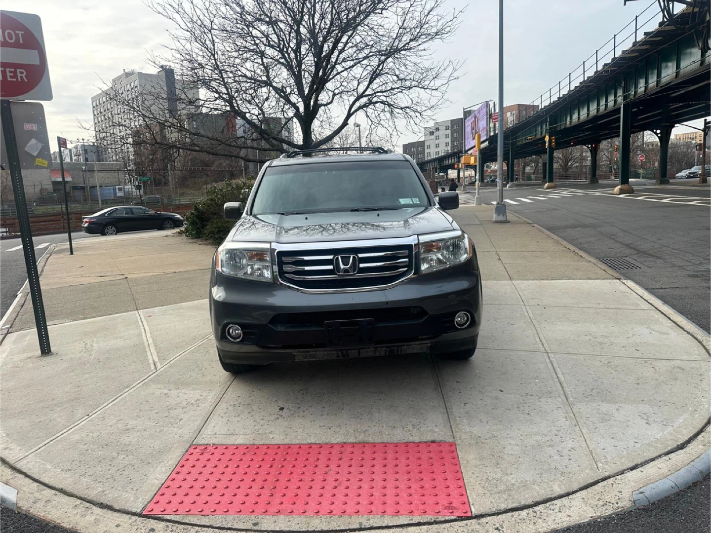 Used Gray Honda Pilot SUV
