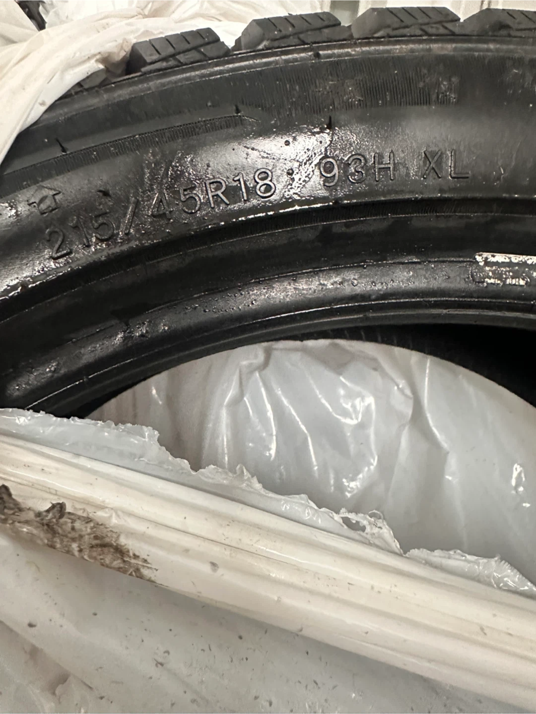 Sailun Ice Blazer WST1 Tire 215/45R18 - photo 2