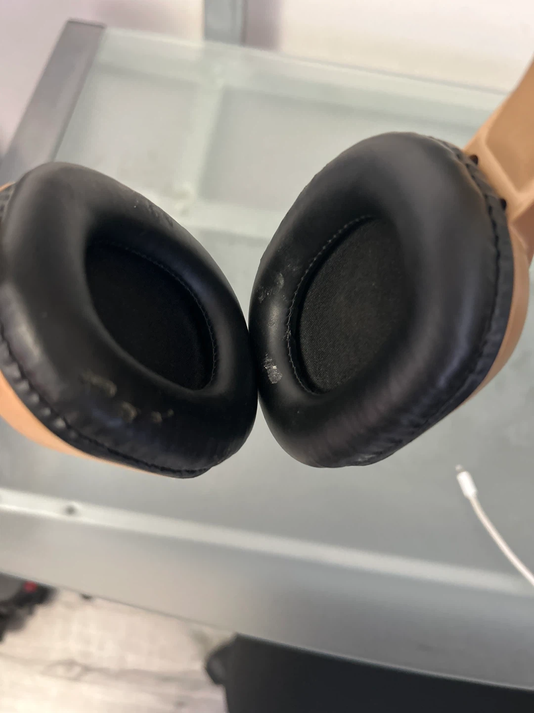 Bytech Gold & Black Headphones - photo 3