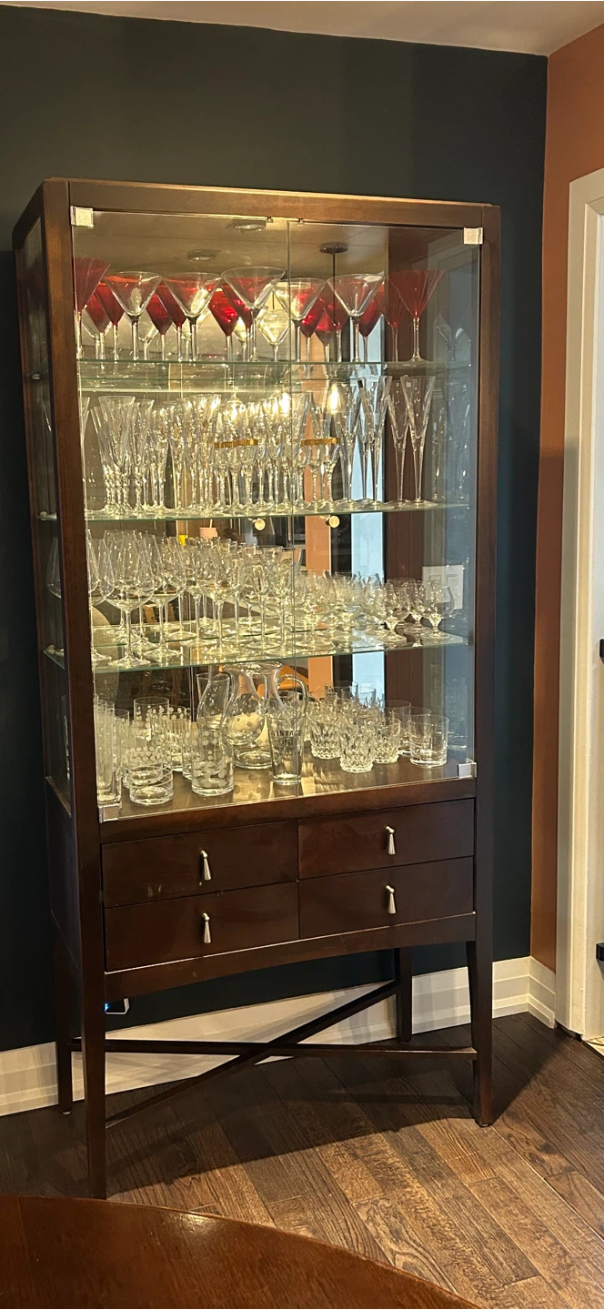 Cabinet - photo 3