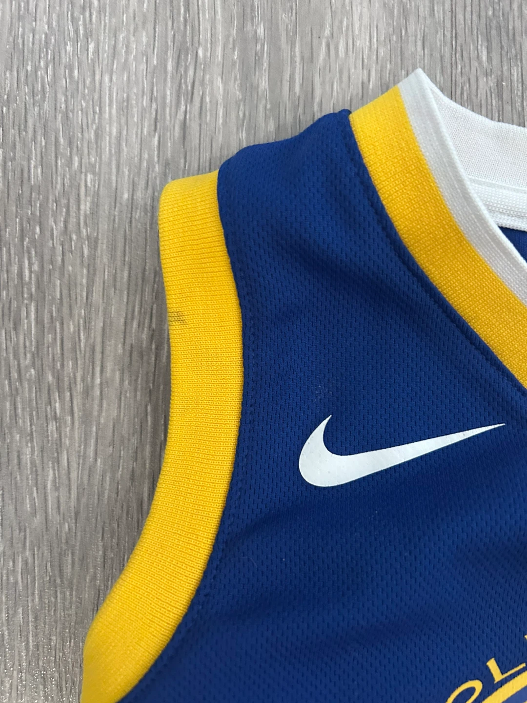 Kids Nike Golden State Warriors Curry 30 Jersey, Size M - photo 3