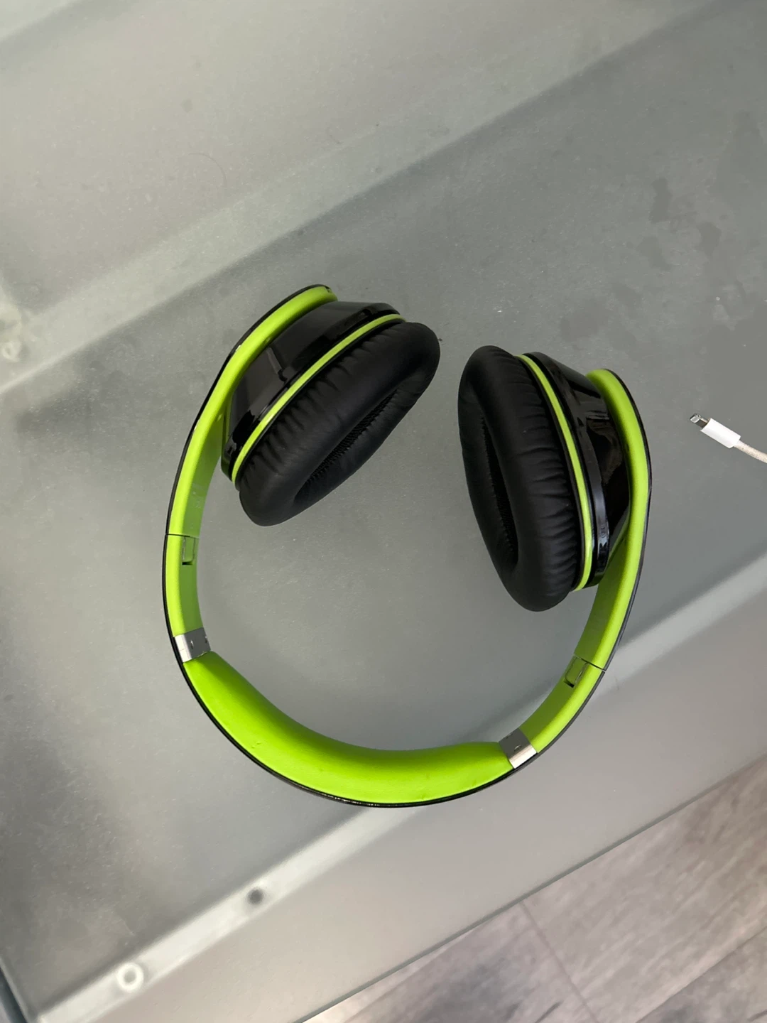 Mpow Green & Black Headphones