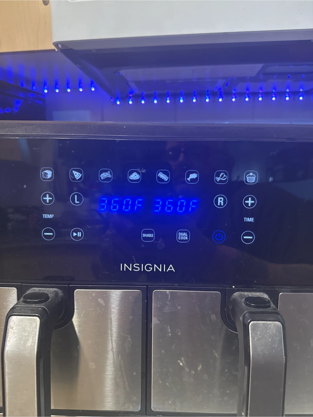 Insignia Dual Basket Air Fryer - photo 4
