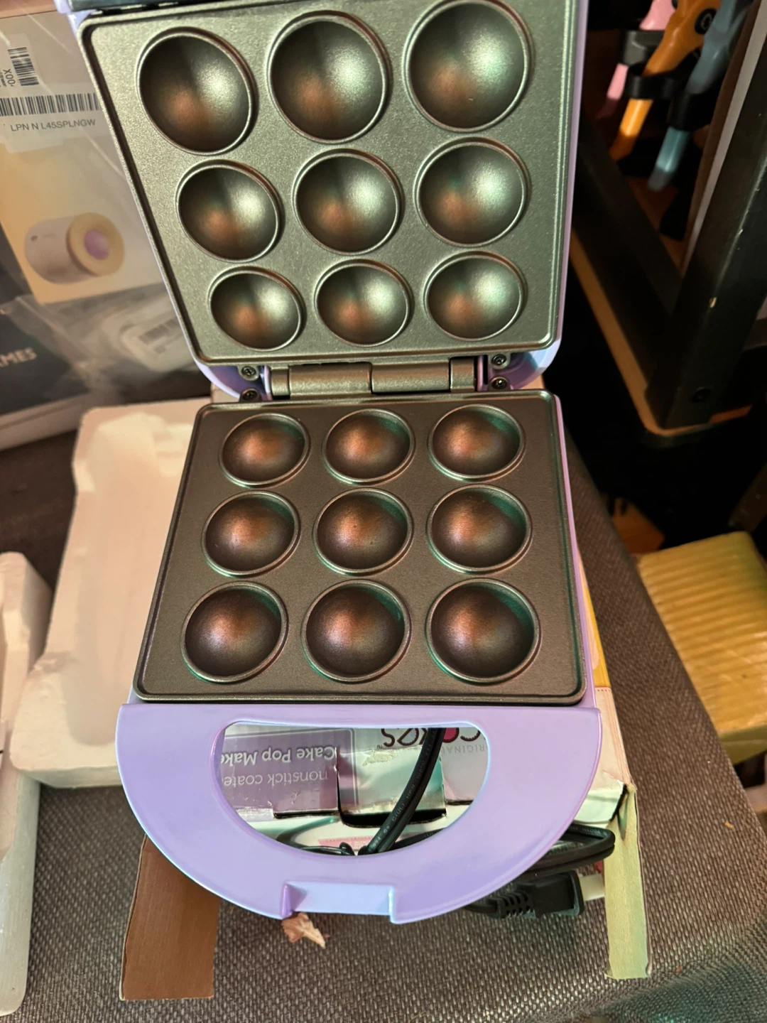Babycakes Mini Cake Pop Maker 9-Pop - Like New! - photo 4