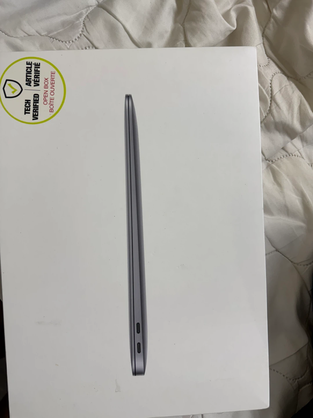 MacBook Air M1 - 8GB RAM / 256GB - Excellent Condition - photo 3