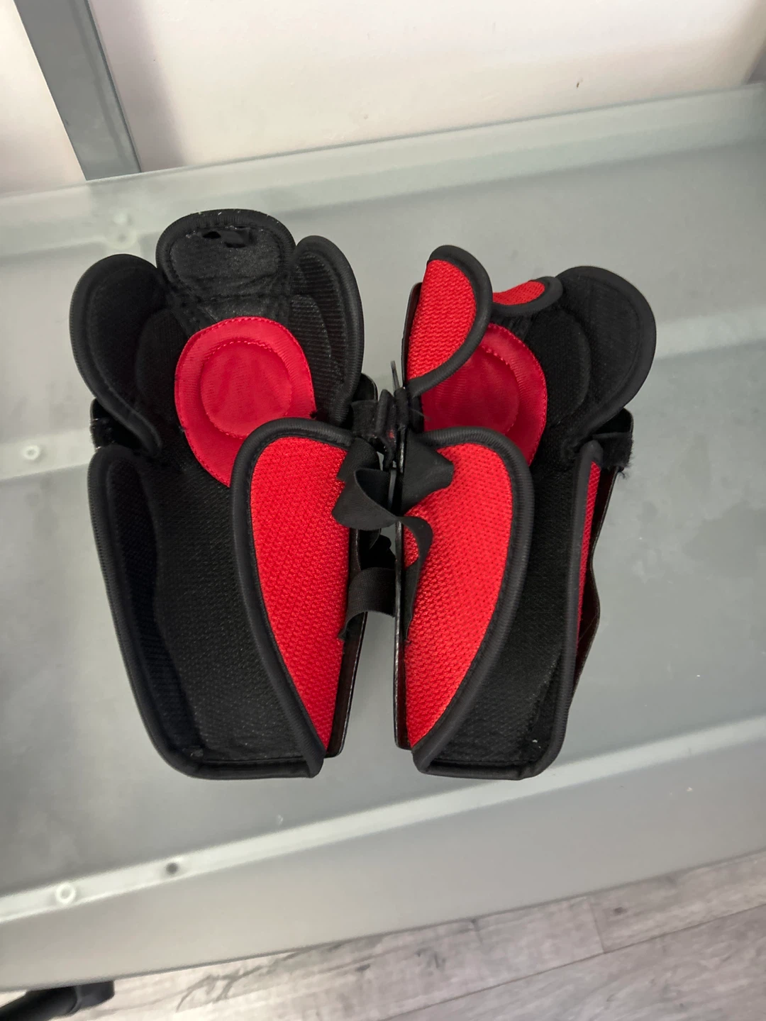 Bauer Hockey Shin Guards - 9 inch - photo 2