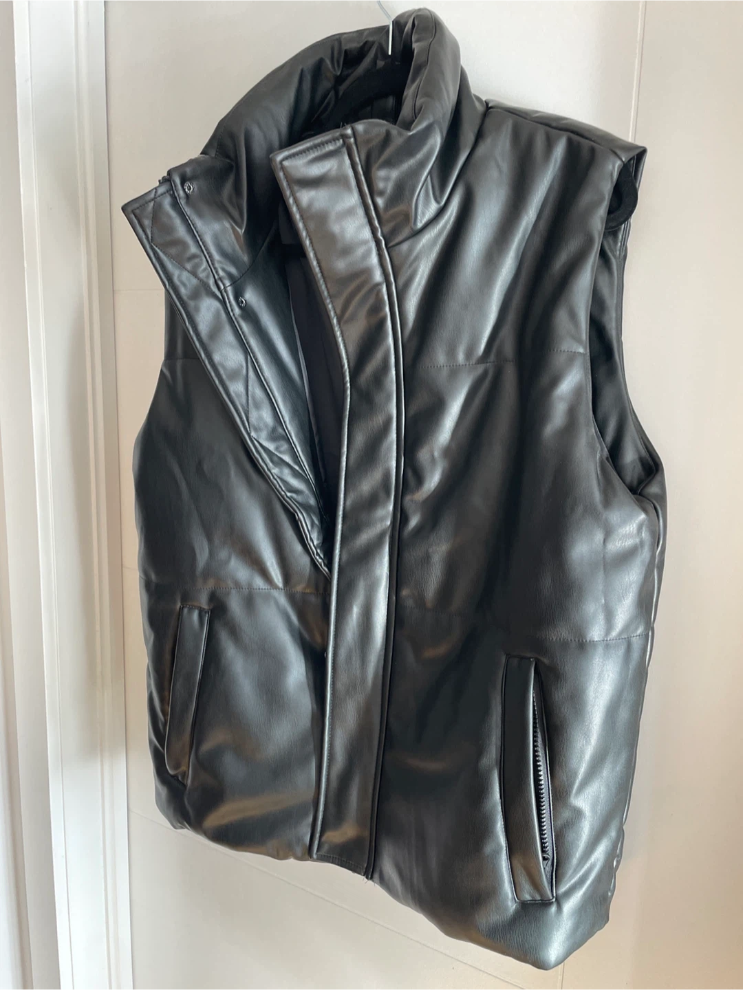 Black Faux Leather Men’s Puffer Vest #gifting - photo 2