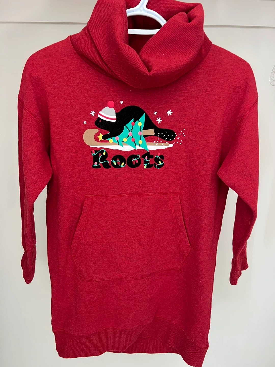 Roots Kids Red Christmas Beaver Hoodie - Size M (7-8)