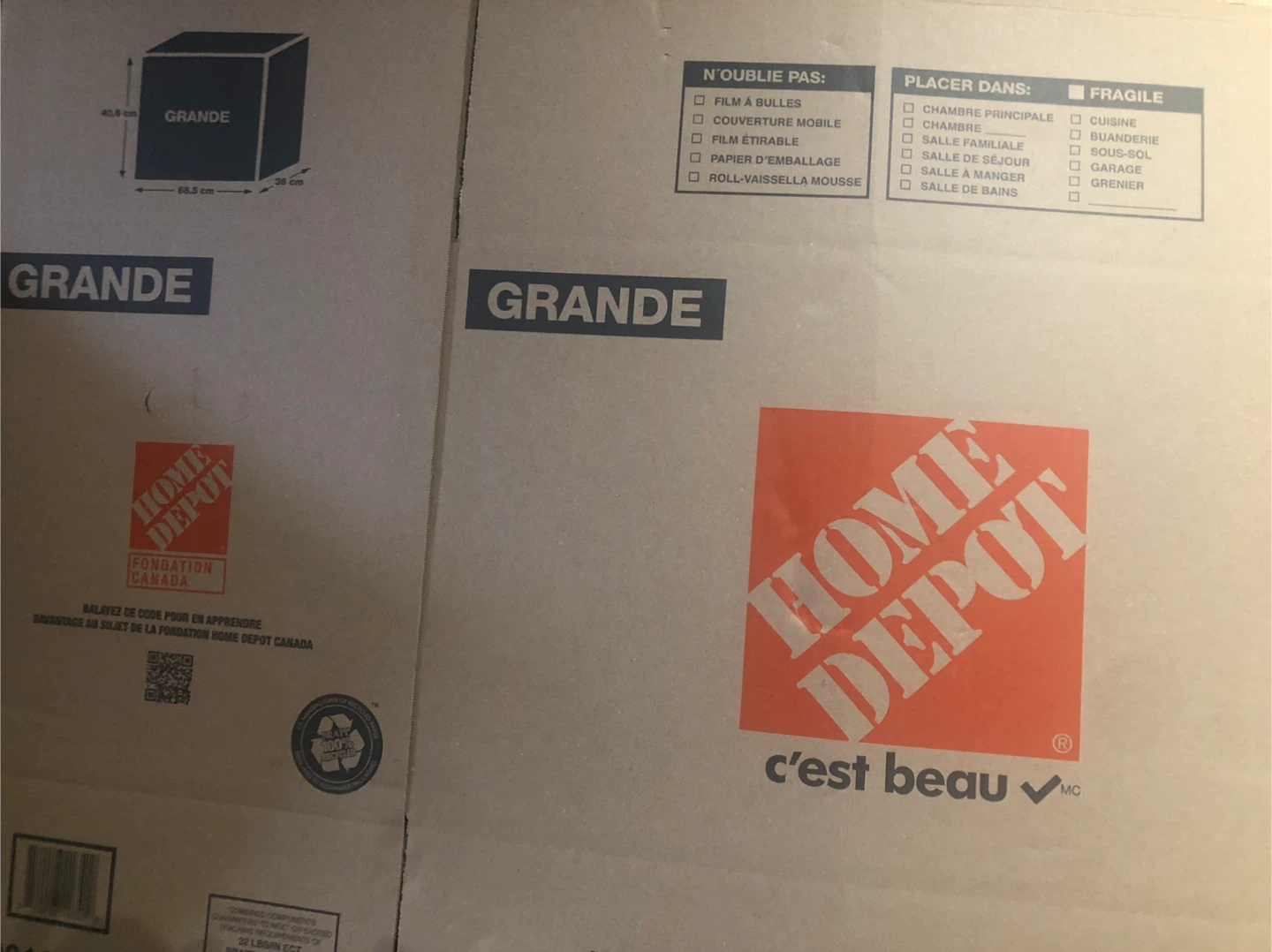 Home Depot Large Moving Box - 16"x18"x24"