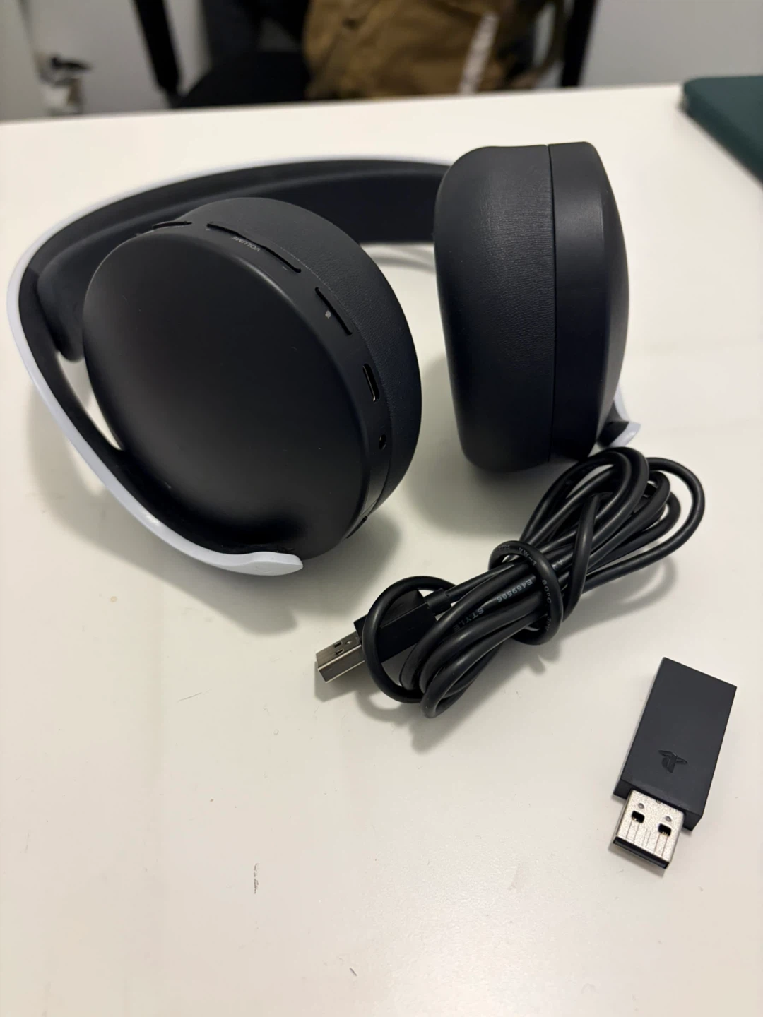 PlayStation PULSE 3D Wireless Headset - Black - photo 2