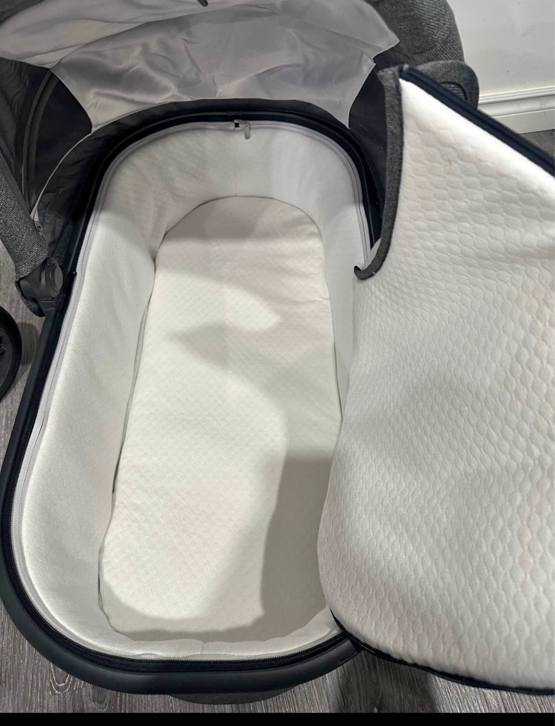 UPPAbaby Vista double Stroller with Bassinet & Accessories - photo 3