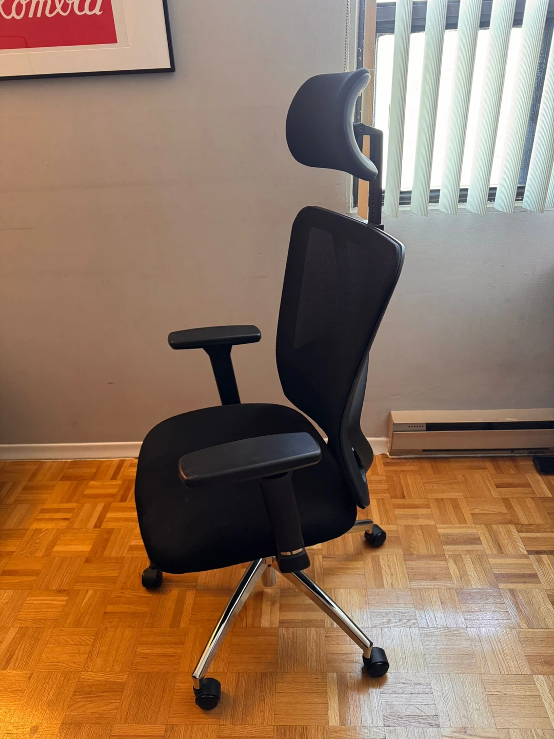 Ergonomic Office Chair - Black - photo 2