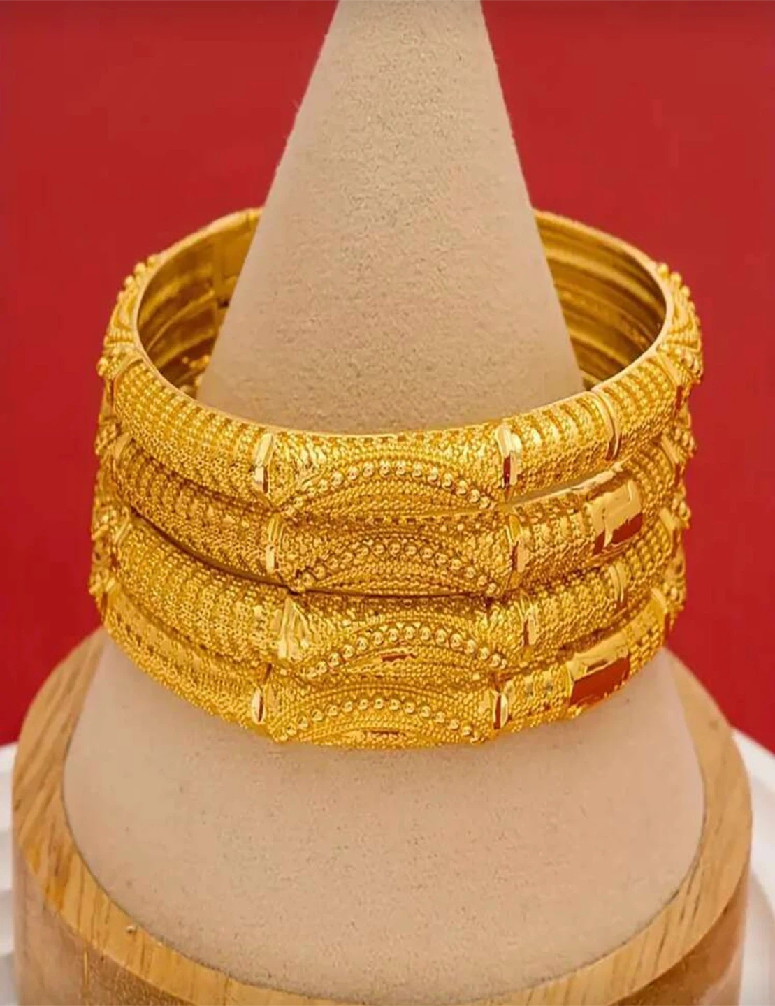 Gold Tone Bangle Bracelet Set