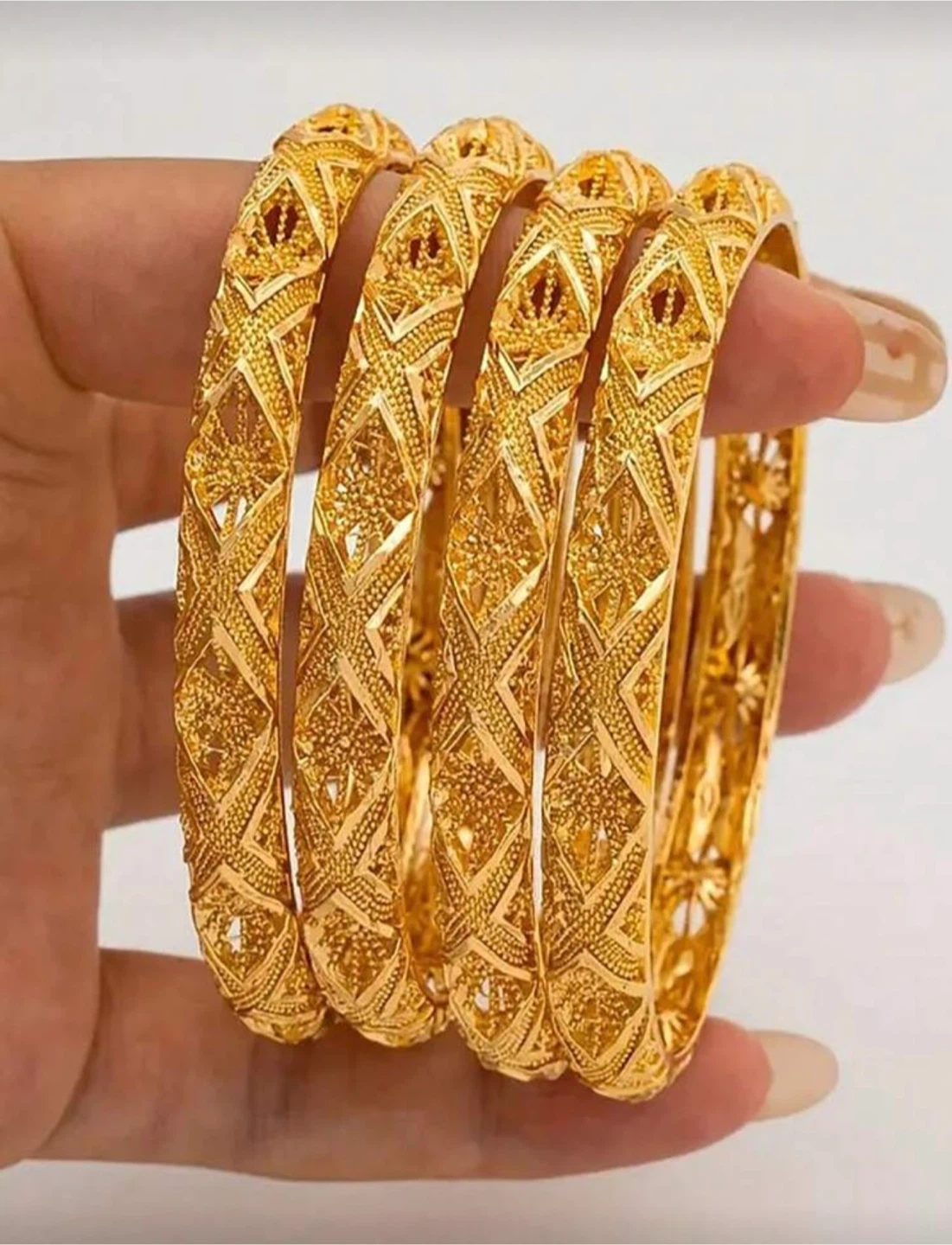 Gold Bangle Bracelet, 6.7cm Diameter