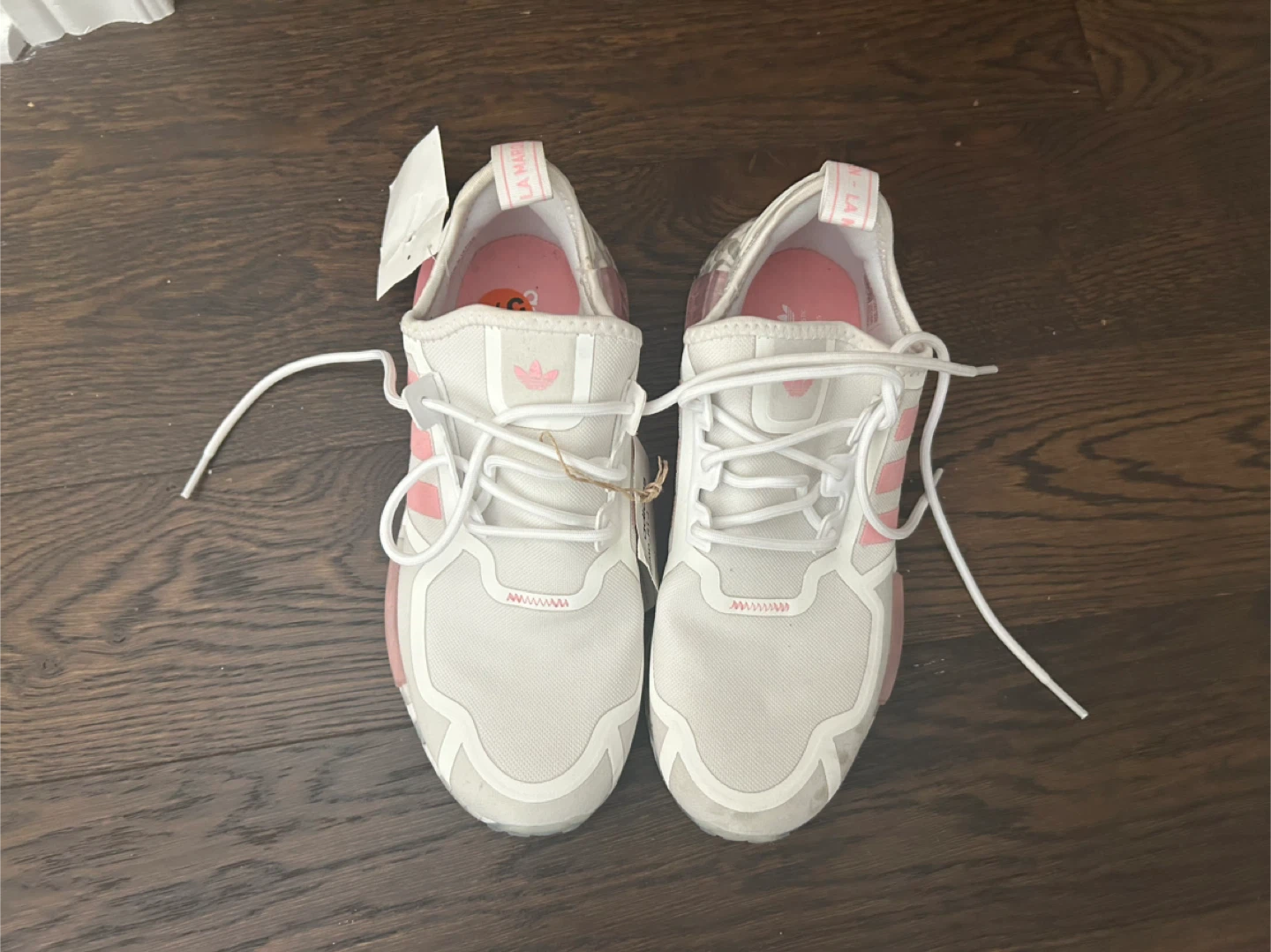 Adidas NMD_R1 shoes - White/Pink