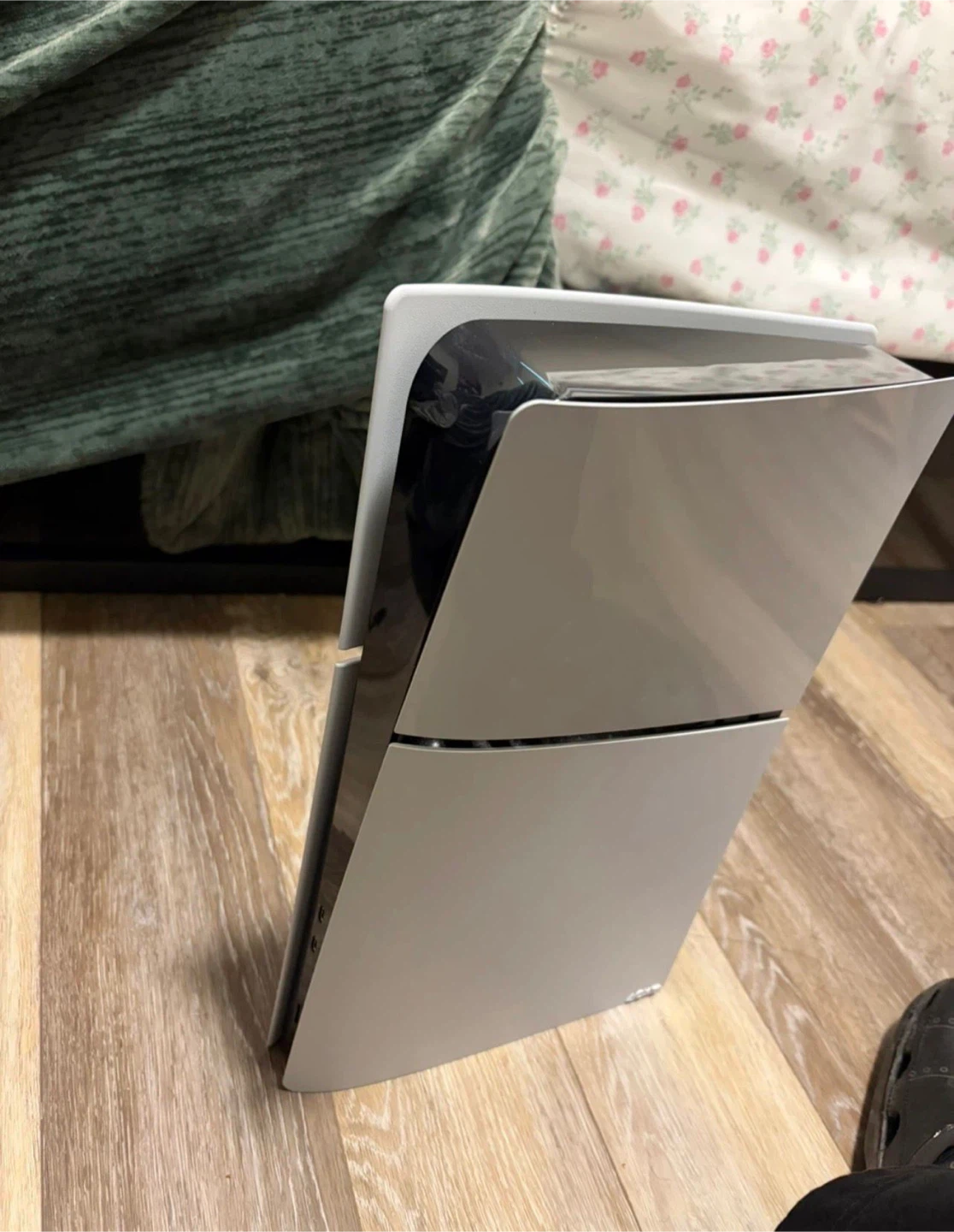 PlayStation 5 Digital Edition - Like New!