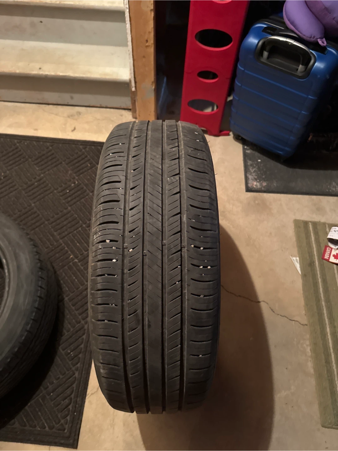 KONTROL 235/60R18 Tire