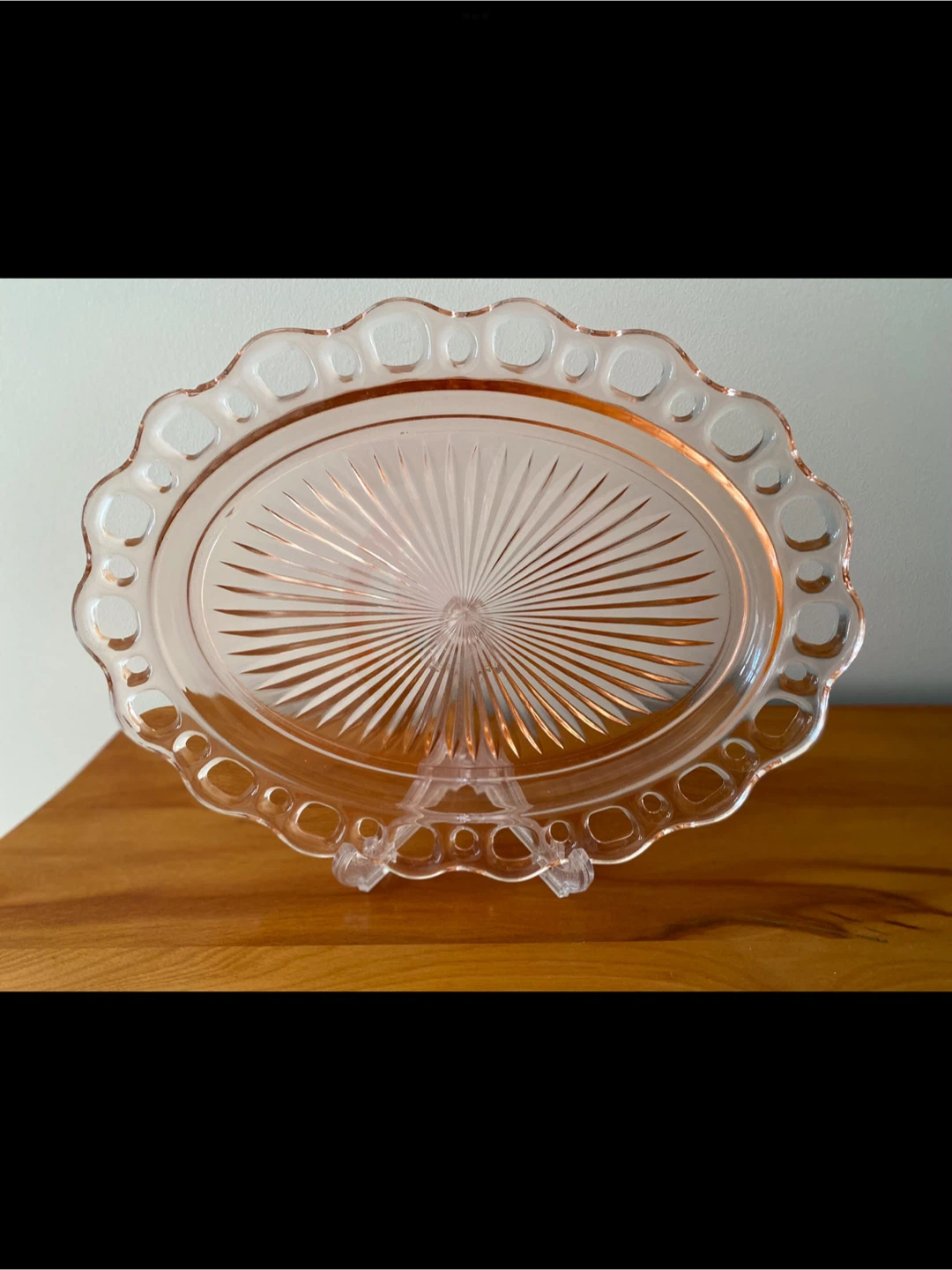 Vintage Pink Depression Glass Jar & Plate - photo 4