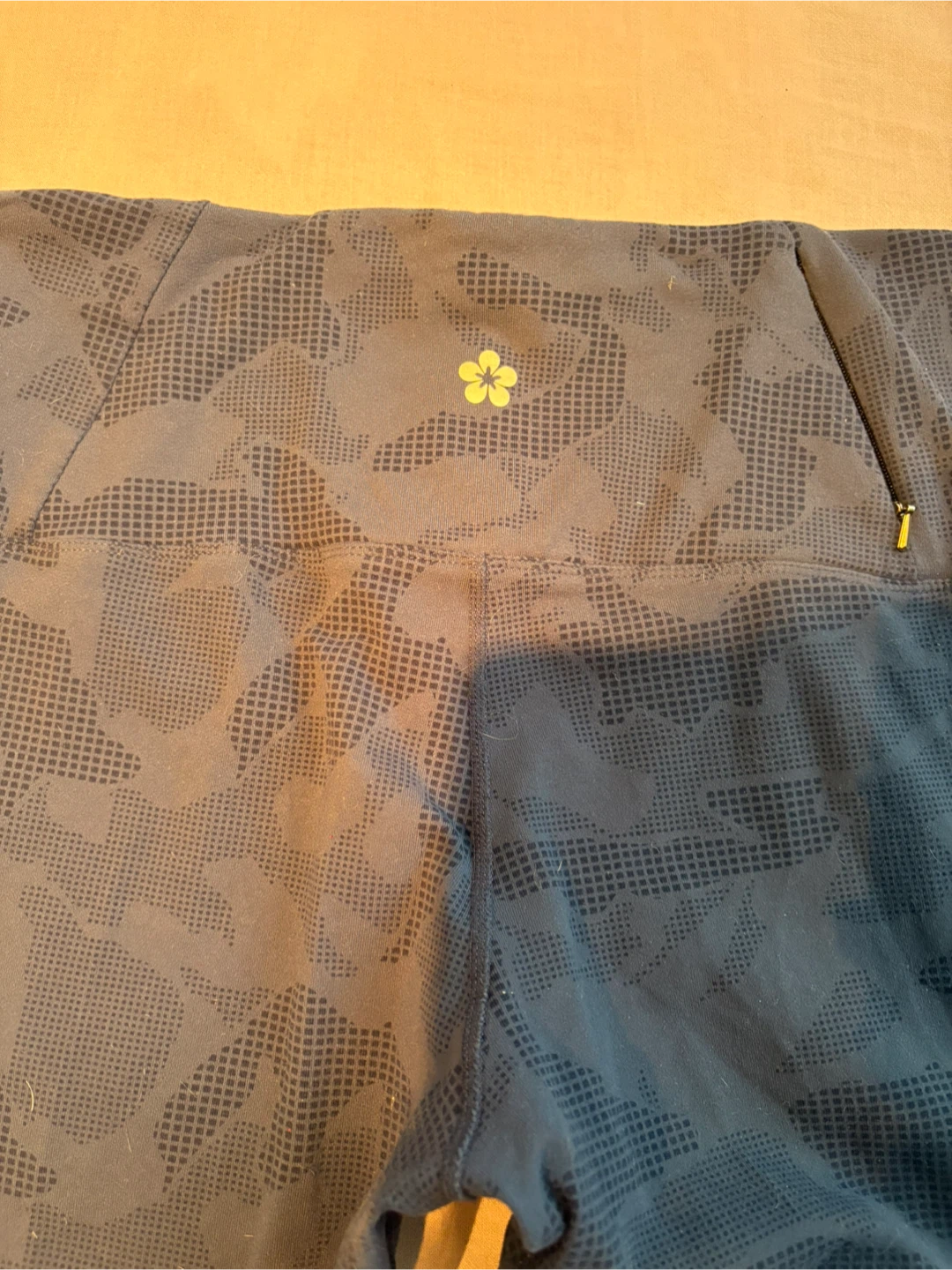 Tuff Athletics Leggings, Size M - photo 3