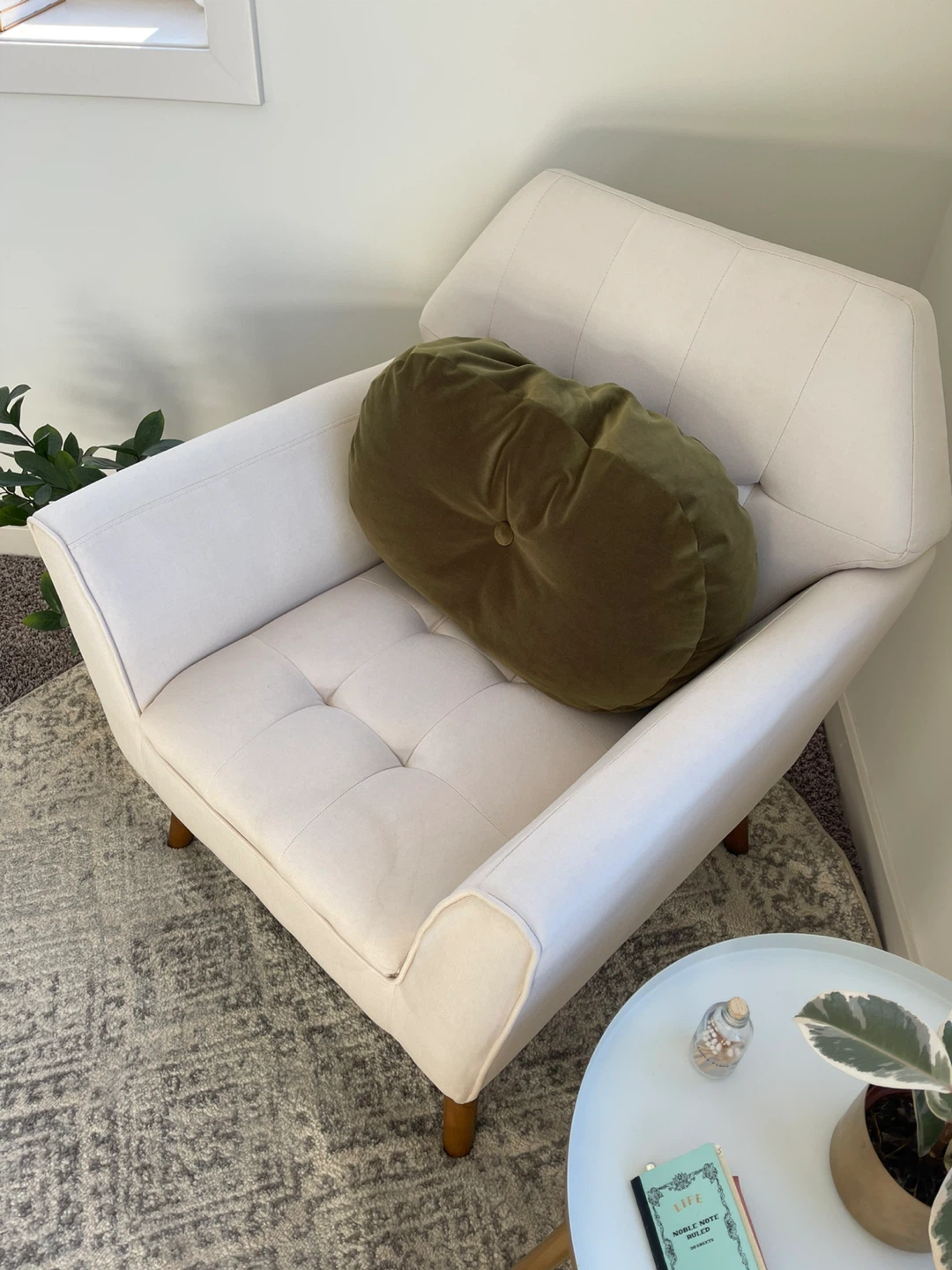 White Accent Chair with brown legs - photo 2
