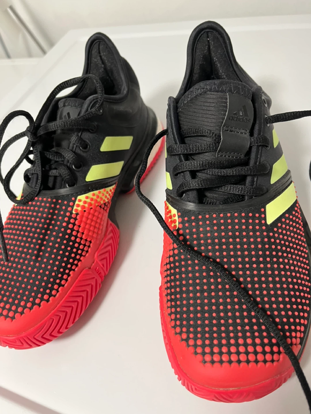Adidas AH2131 Tennis Shoes - Size 7 US