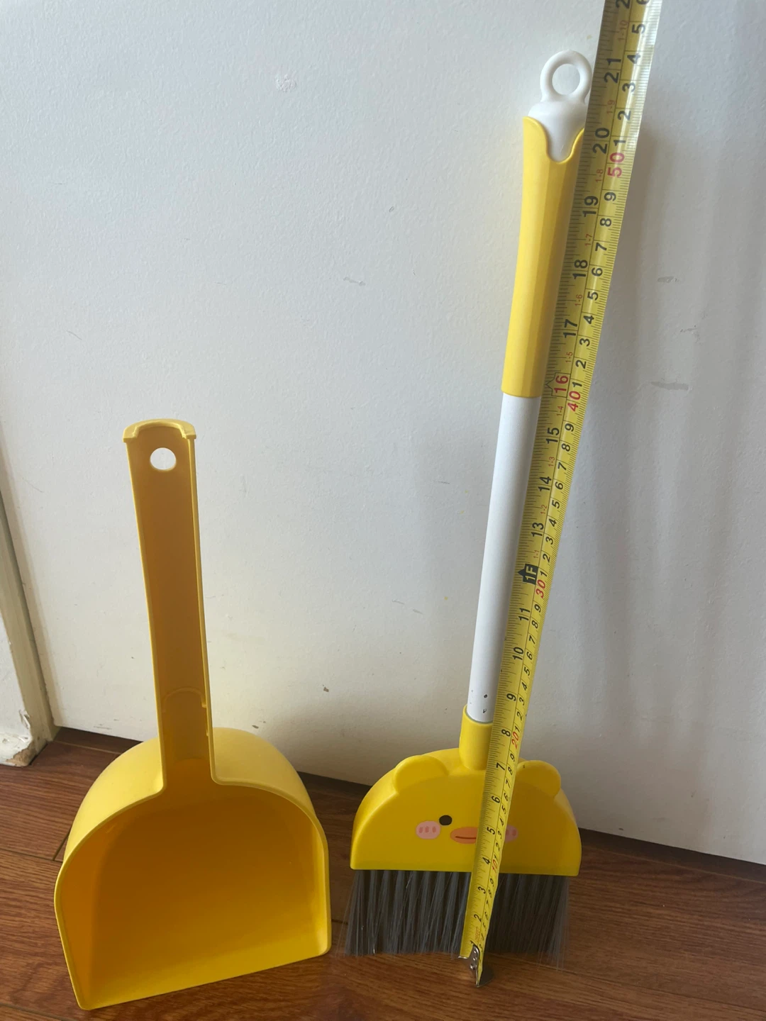 Cute Yellow Duck Broom and Dustpan Set - photo 3