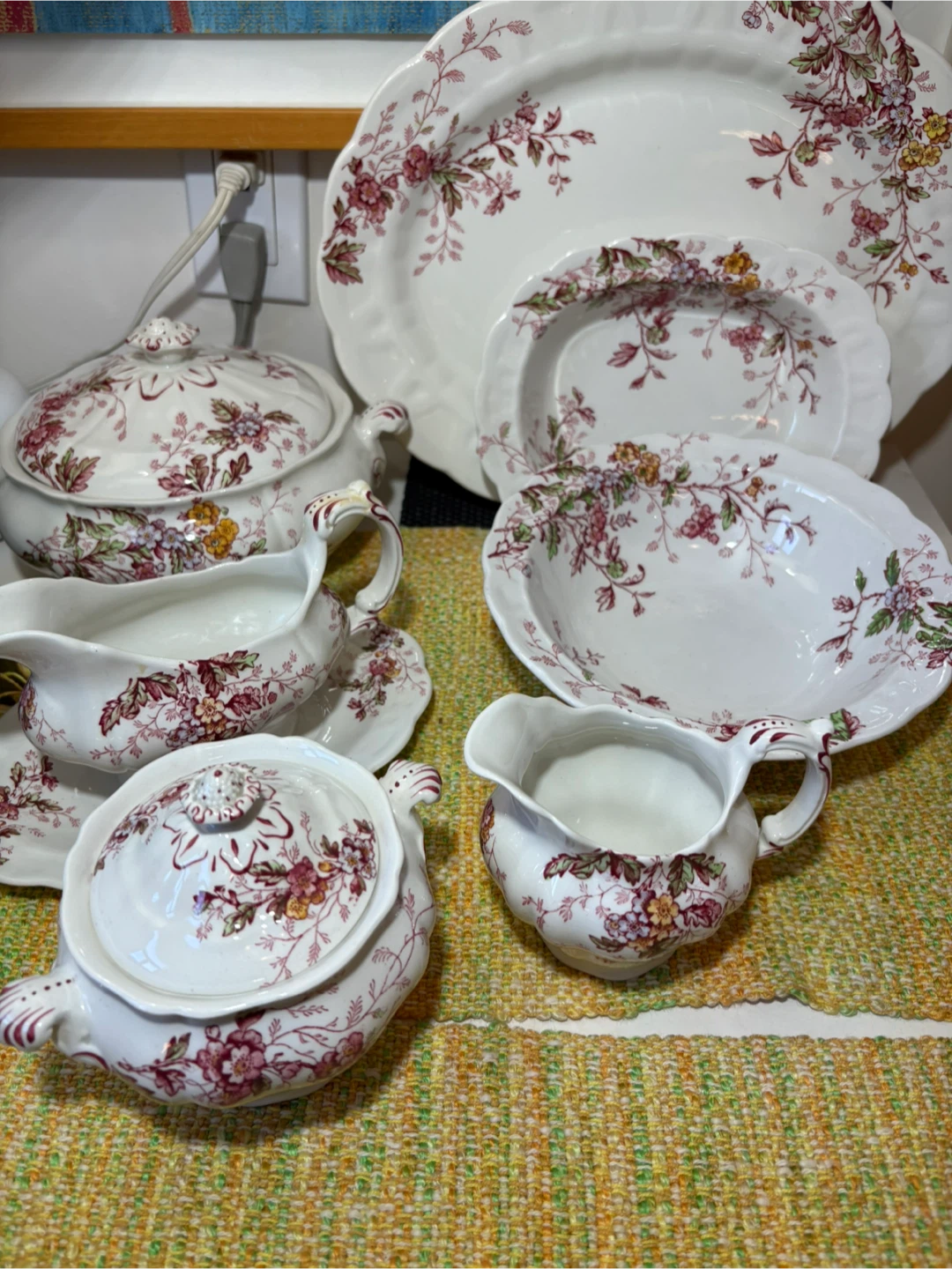 Vintage Royal Winton Floral China Set - photo 2