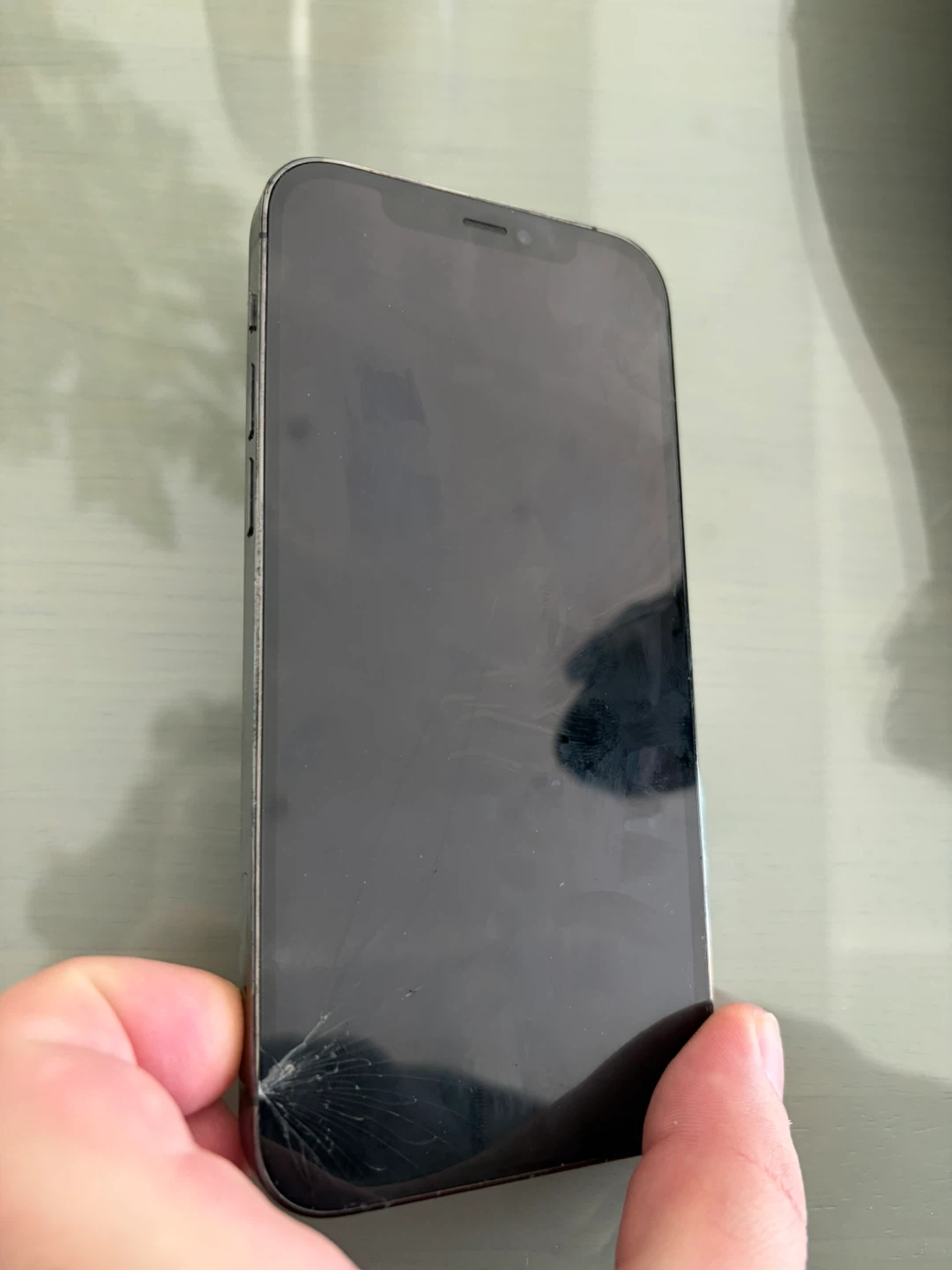 iPhone 12 Pro - 128Gb storage