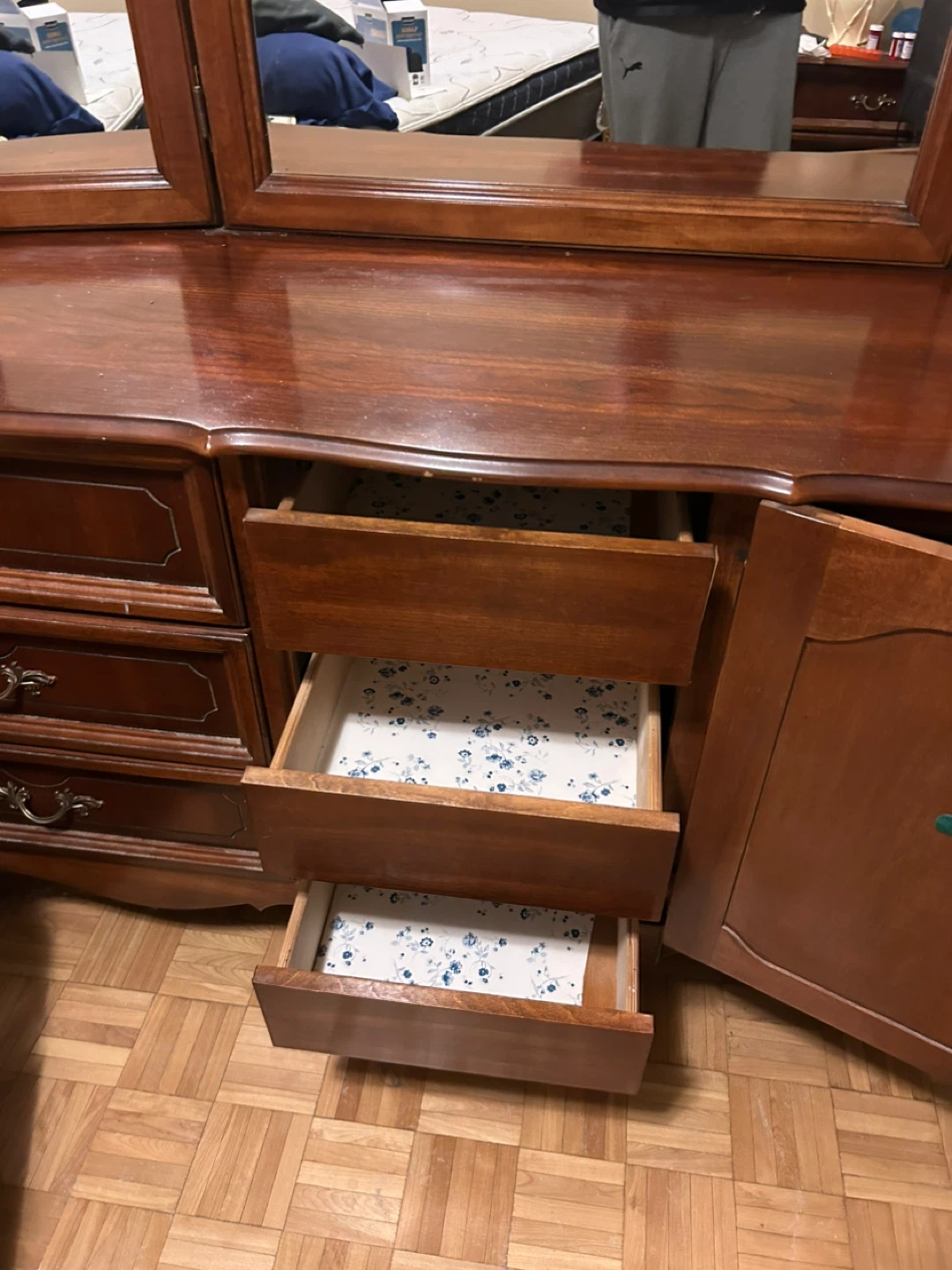 Mahogany Vintage Wood Dresser with Mirror - photo 3