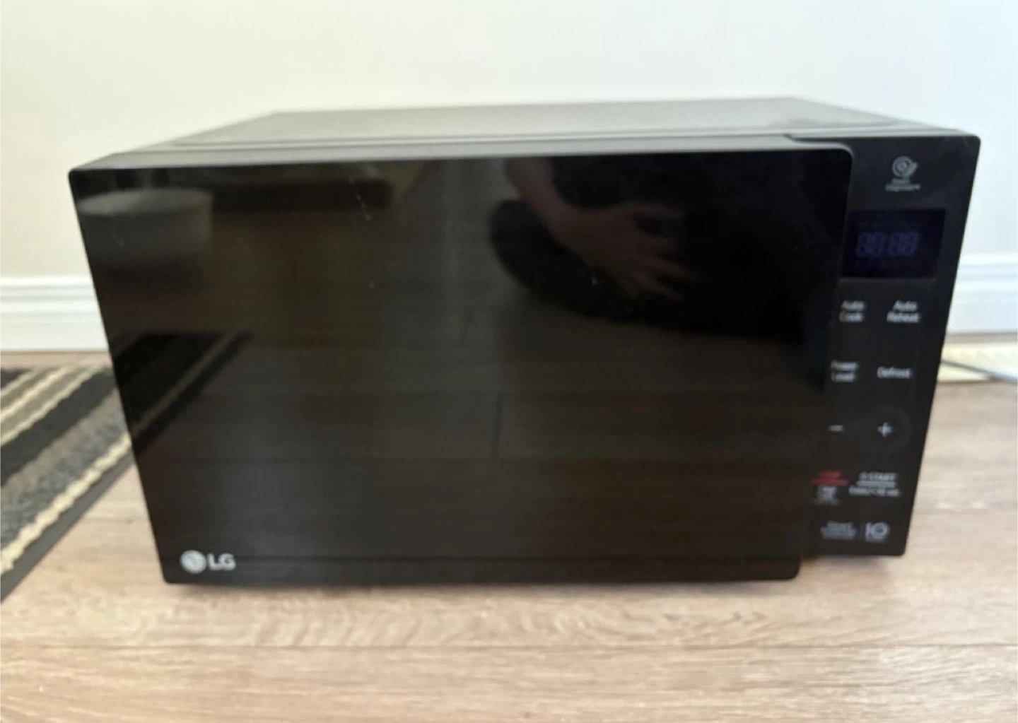 LG Neochef Microwave - photo 2