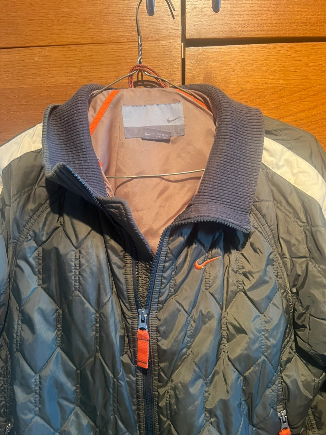 Nike Quilted Jacket - Olive Green - photo 4