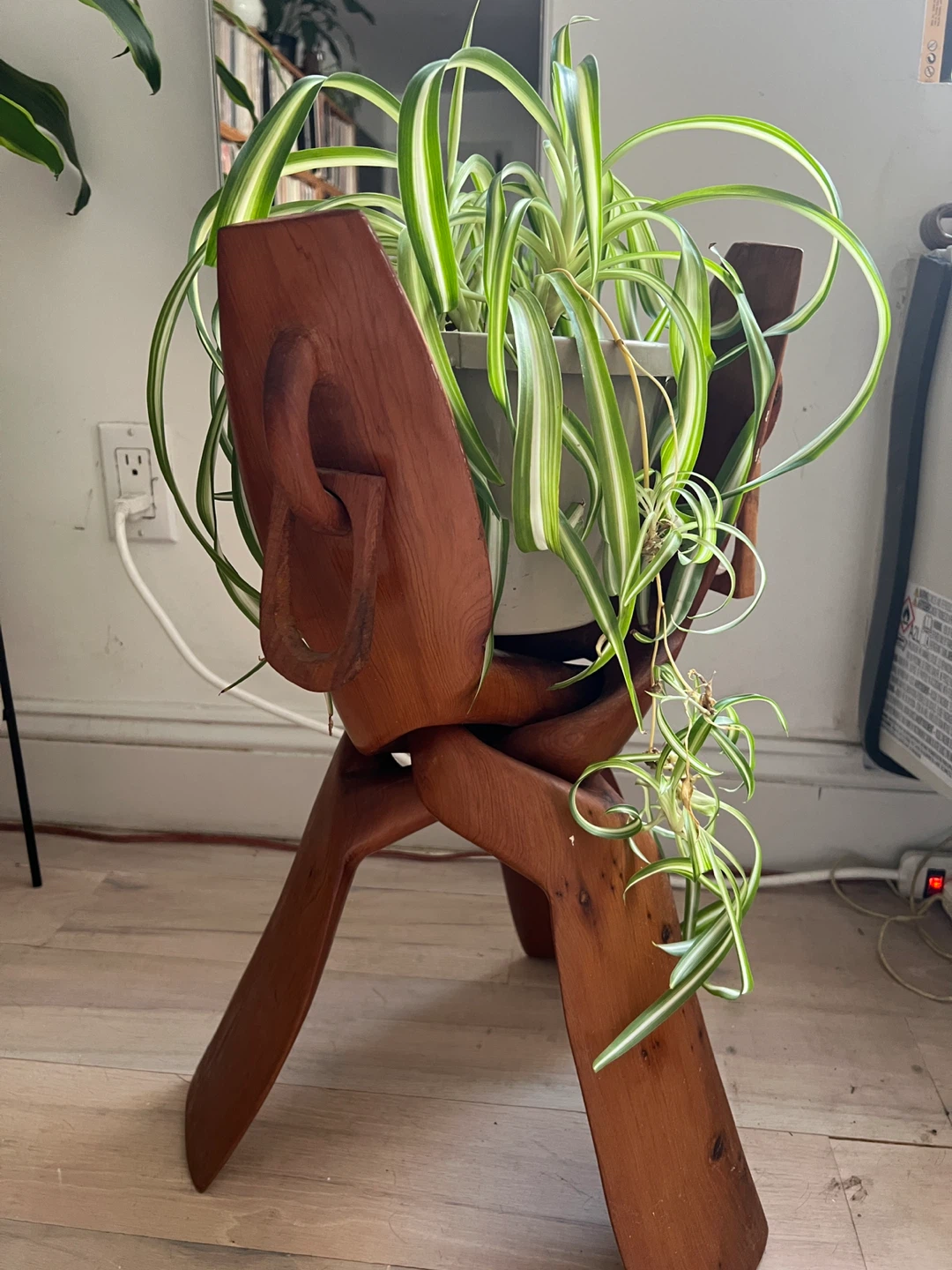 Wooden Sculpture Plant Stand - photo 3