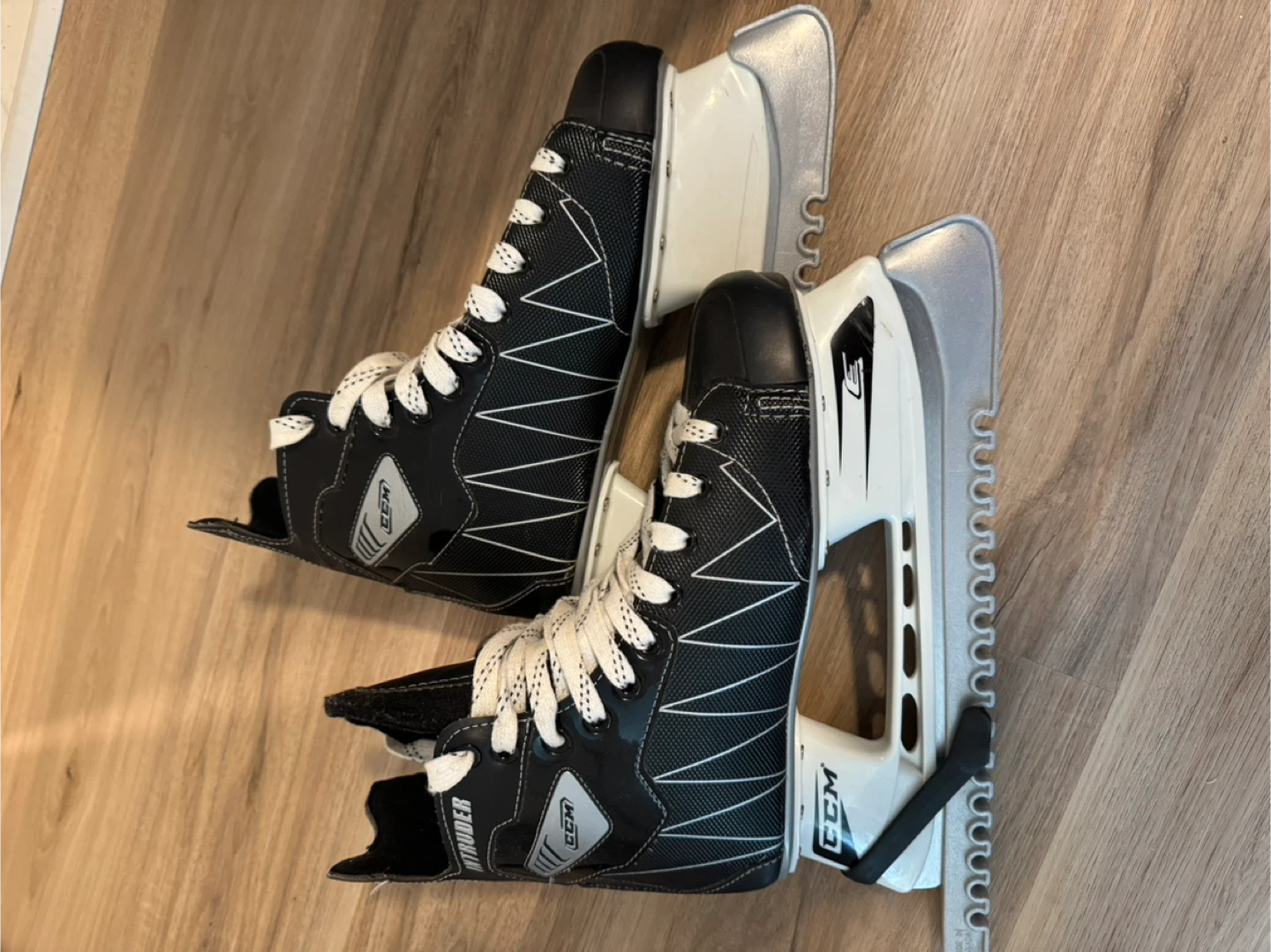 Ice Skates Size 10 Men - photo 2