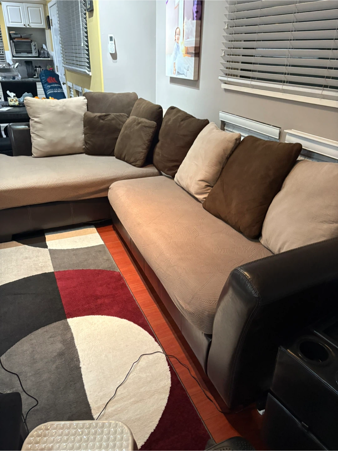Sofa with chase