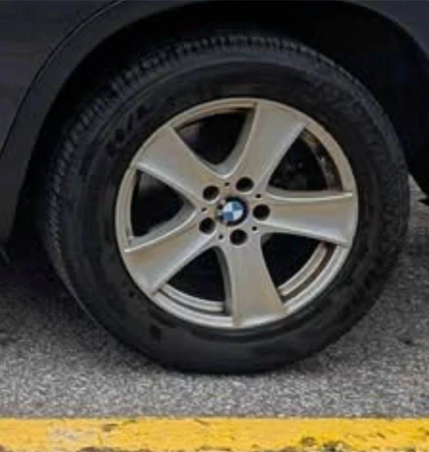 BMW Wheel & Tire Set - Used - photo 2