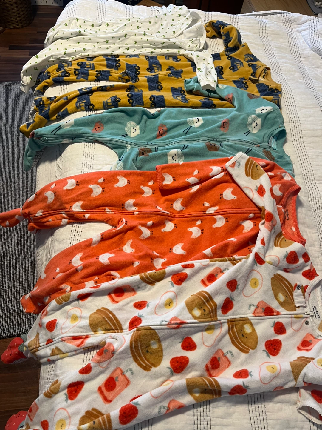 5 pyjama - Size 3T