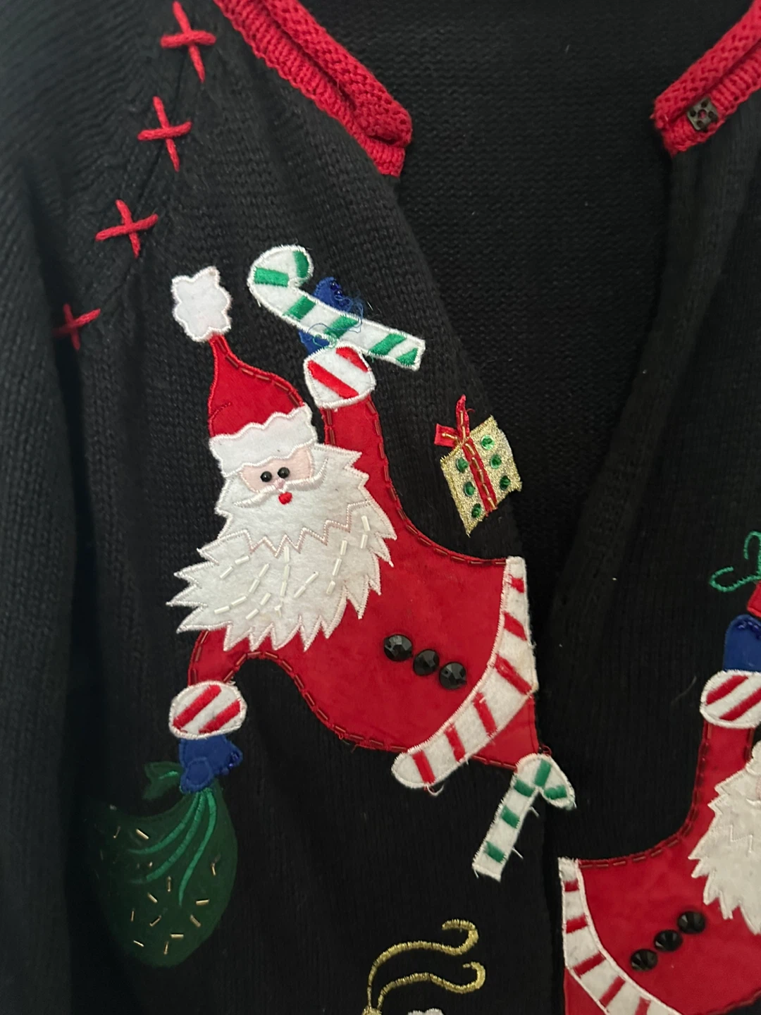 Vintage Santa Claus Christmas Sweater Tiara International 2004 - photo 5
