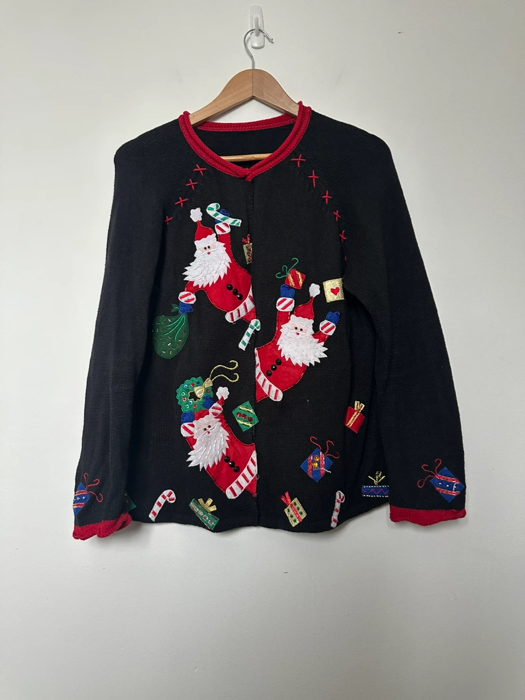 Vintage Santa Claus Christmas Sweater Tiara International 2004 - photo 2