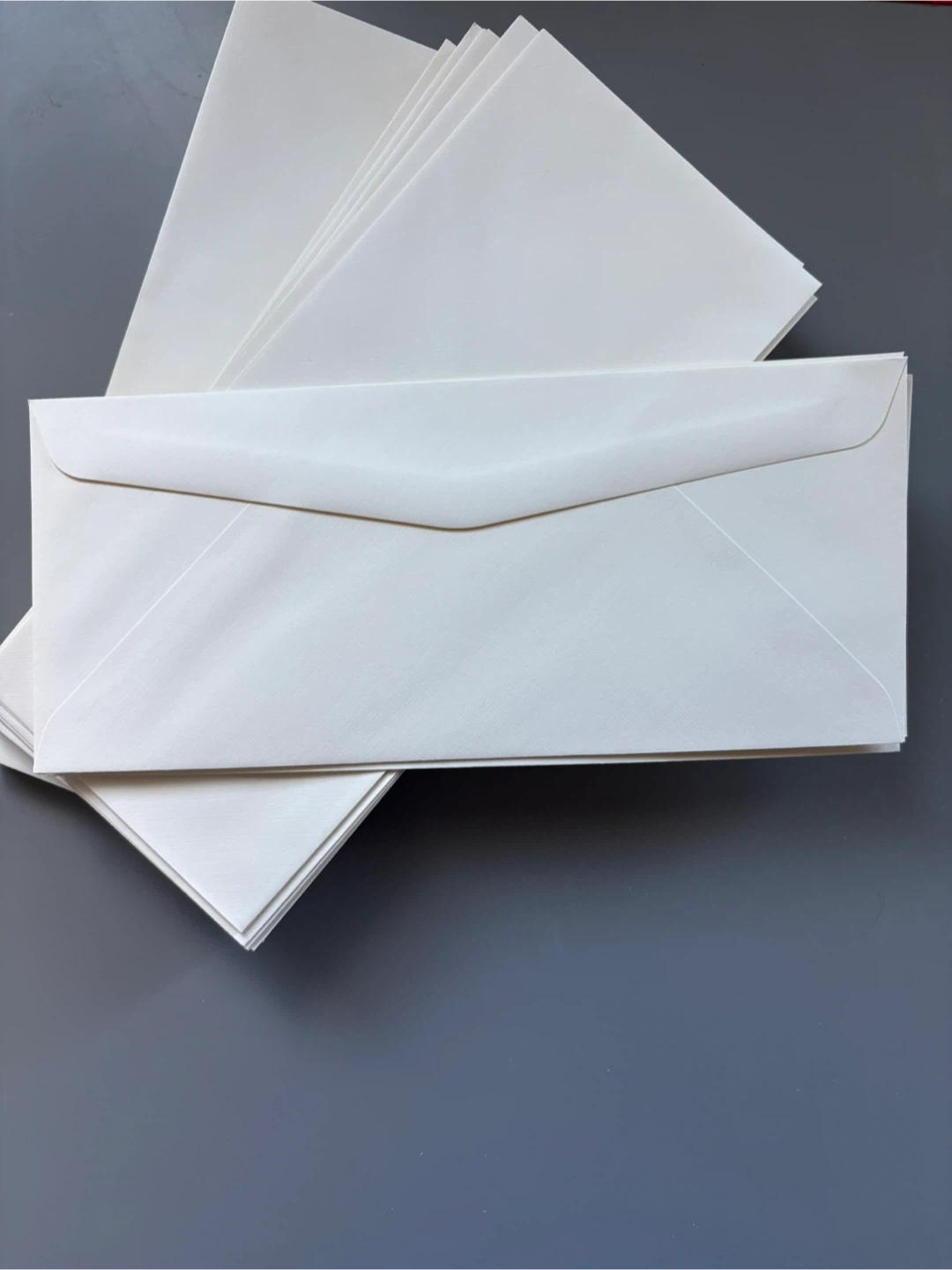 Royal Linen A10 Warm White Envelopes 50 ct - Linen textured - photo 3