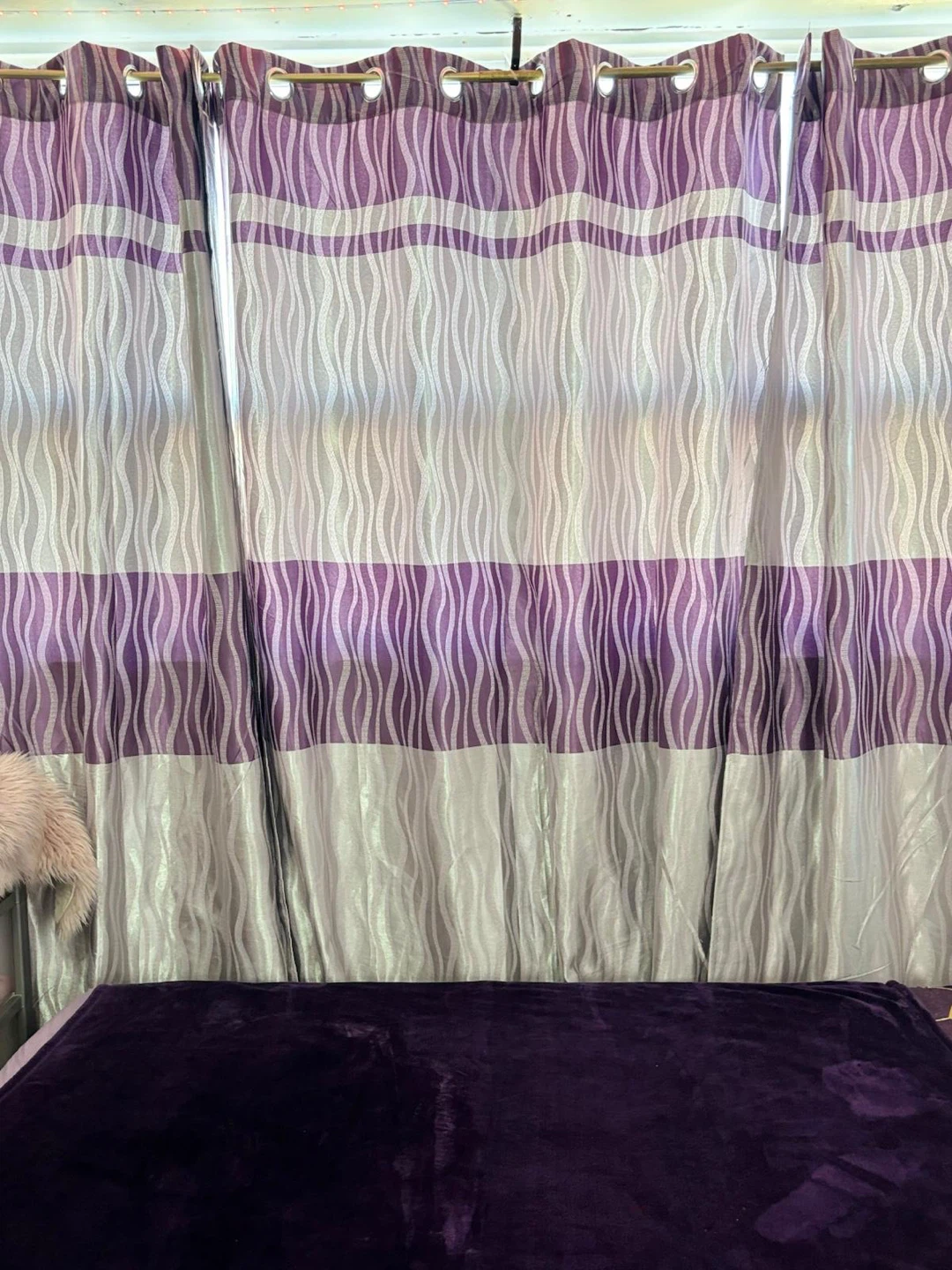 Purple Patterned Curtain & Rug Set - photo 3