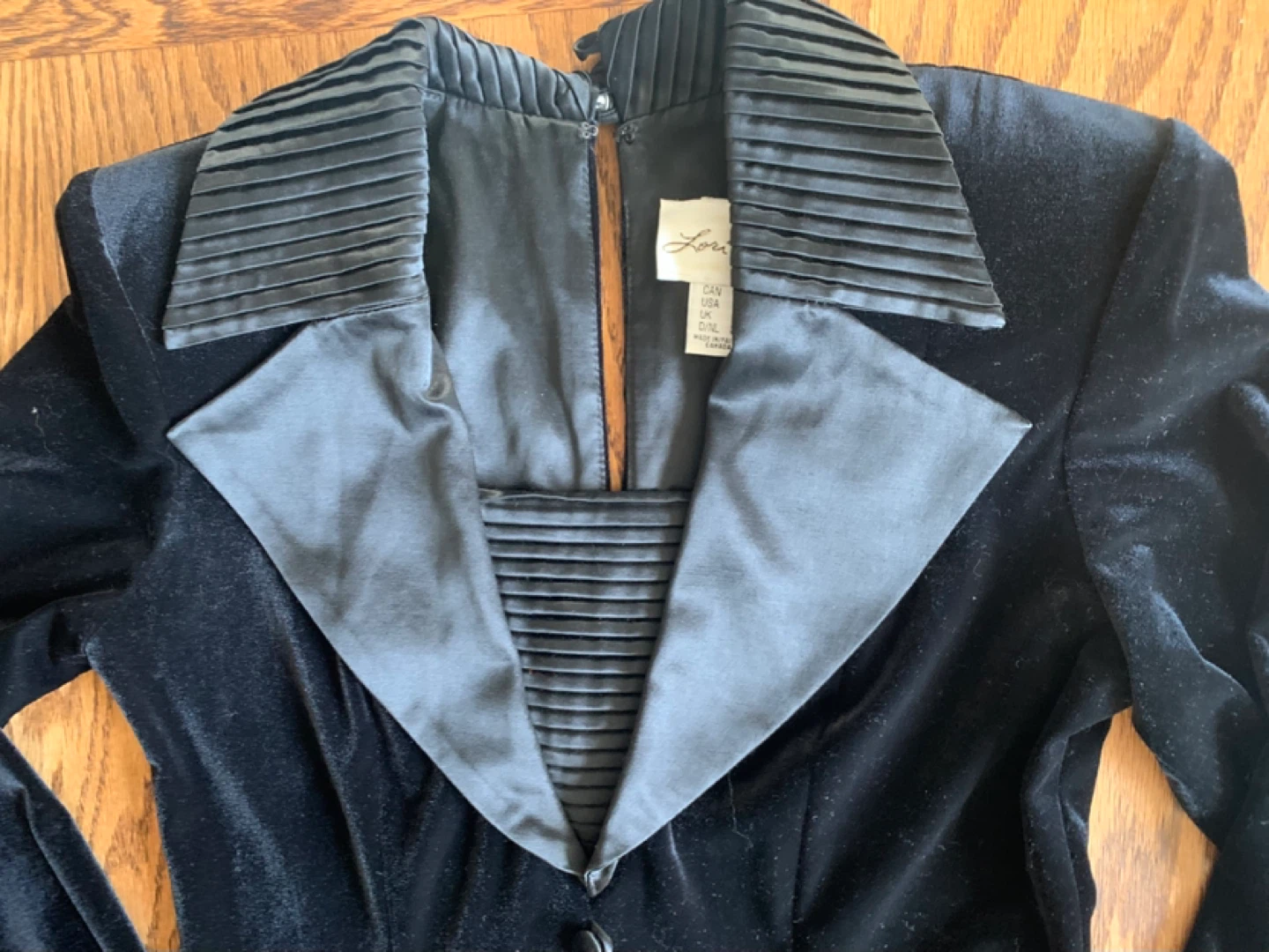 Lori Weidner Black Velvet Evening Dress - Size 8 Petite - photo 3