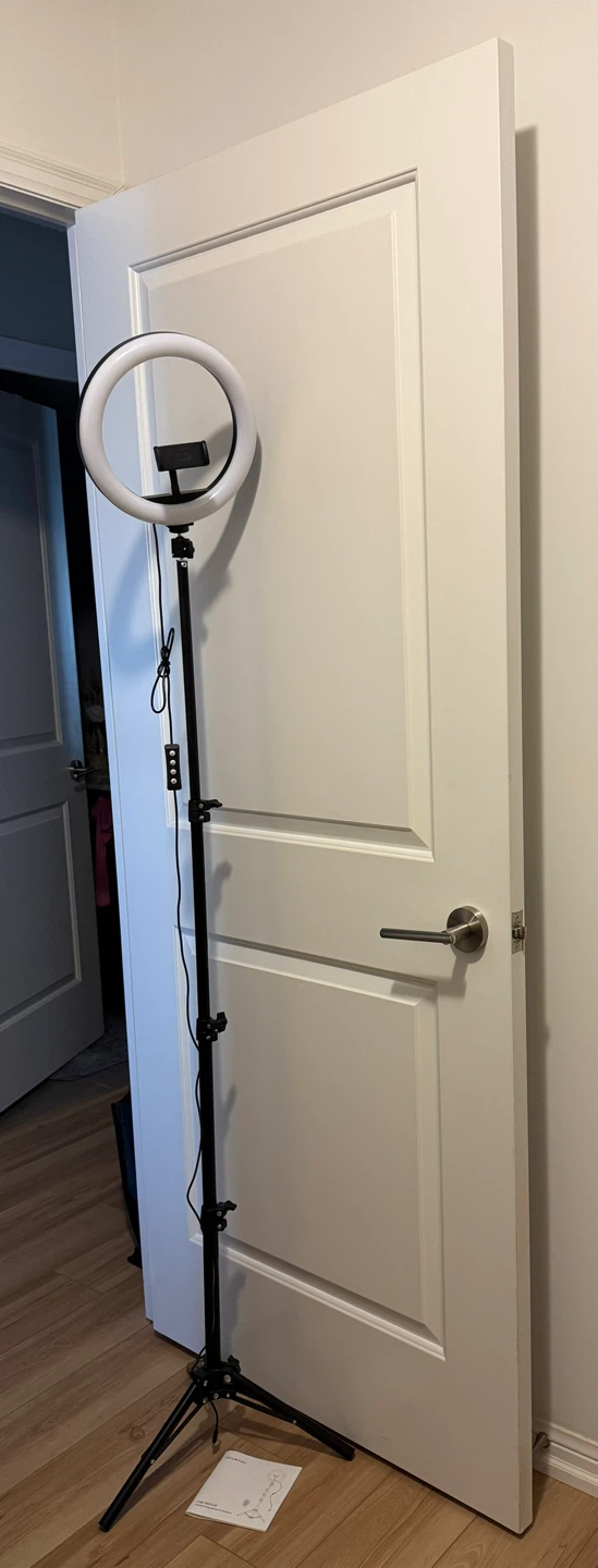 Ring Light with Stand (4 light settings)
