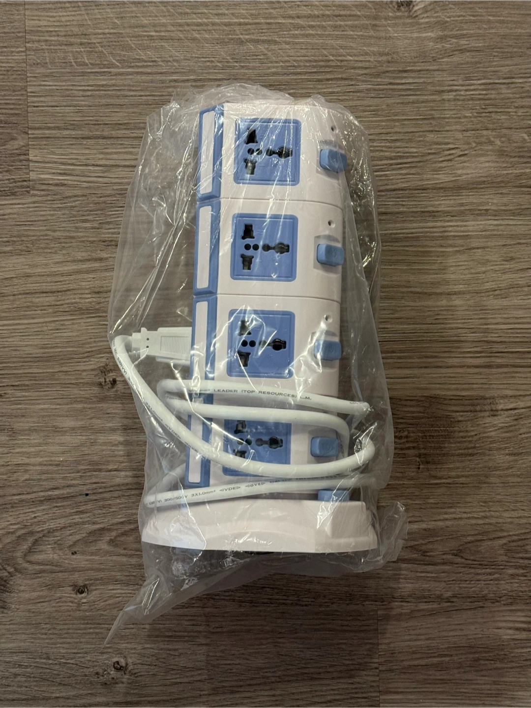 Sockets Vertical USB Tower Power Bar - photo 3