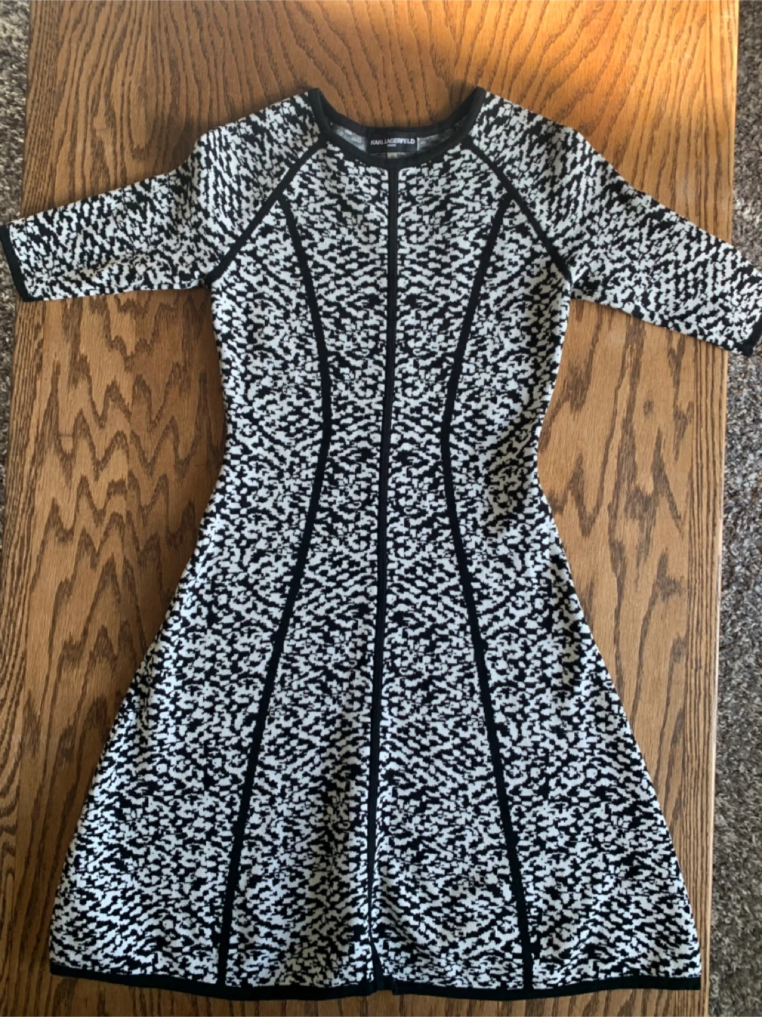 Karl Lagerfeld Paris XS Knit Dress