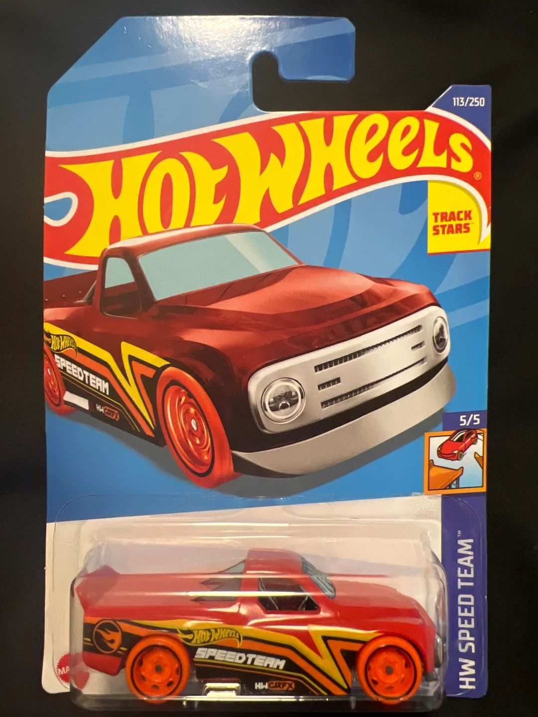 Hot Wheels Treasure Hunt - Brand new